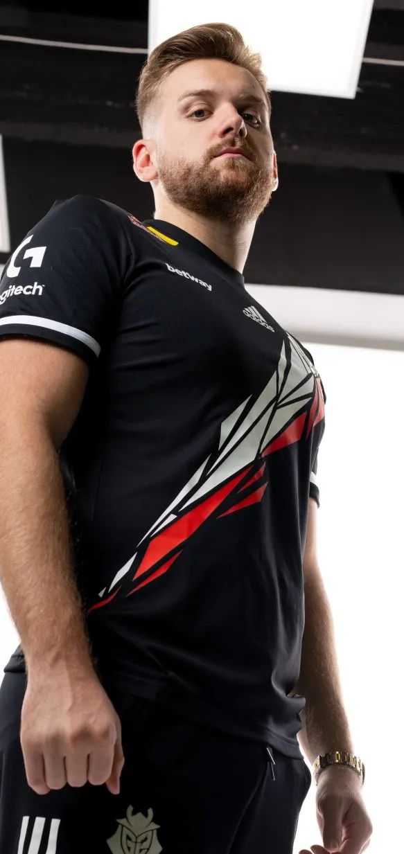 在这里并非 在这里并非